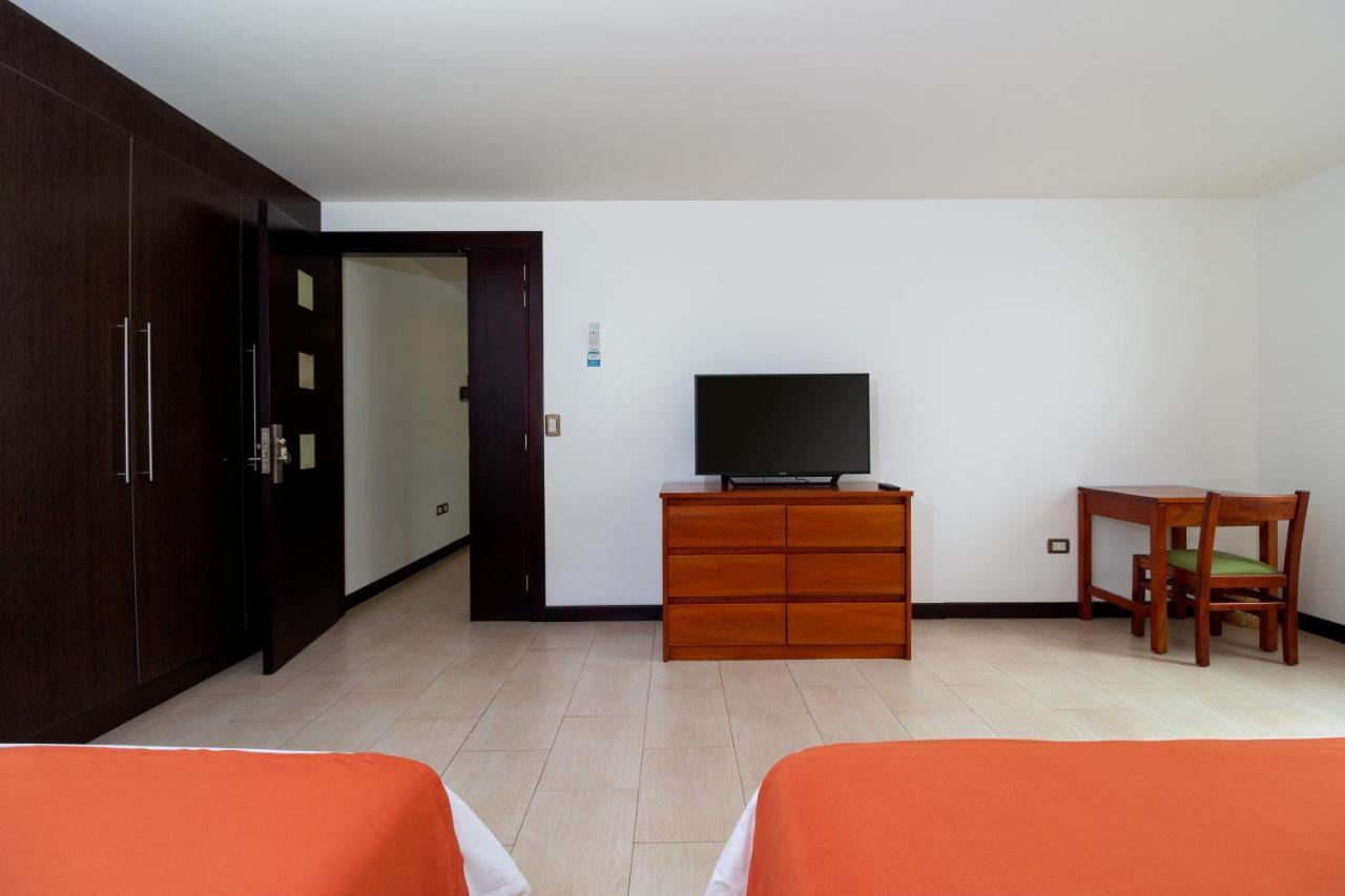Galapagos Apartments - Bay View House Puerto Ayora  Ngoại thất bức ảnh